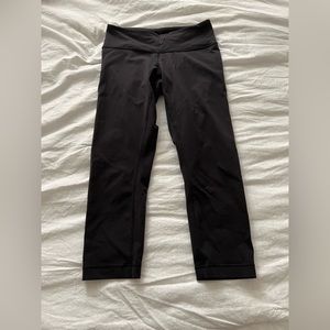 Lululemon size 6 leggings